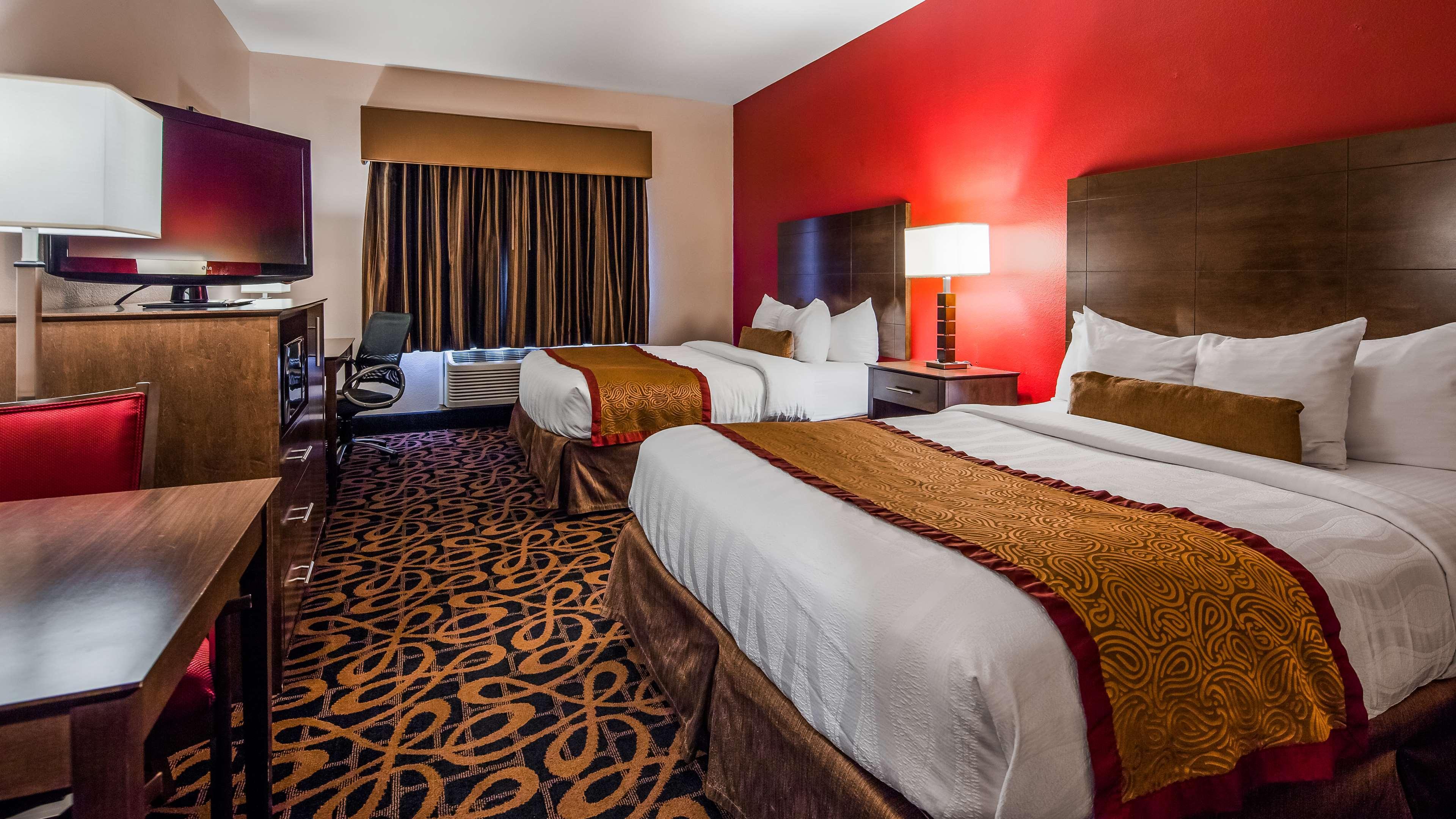 Best Western Plus Brandywine Inn & Suites Монтиселло Экстерьер фото