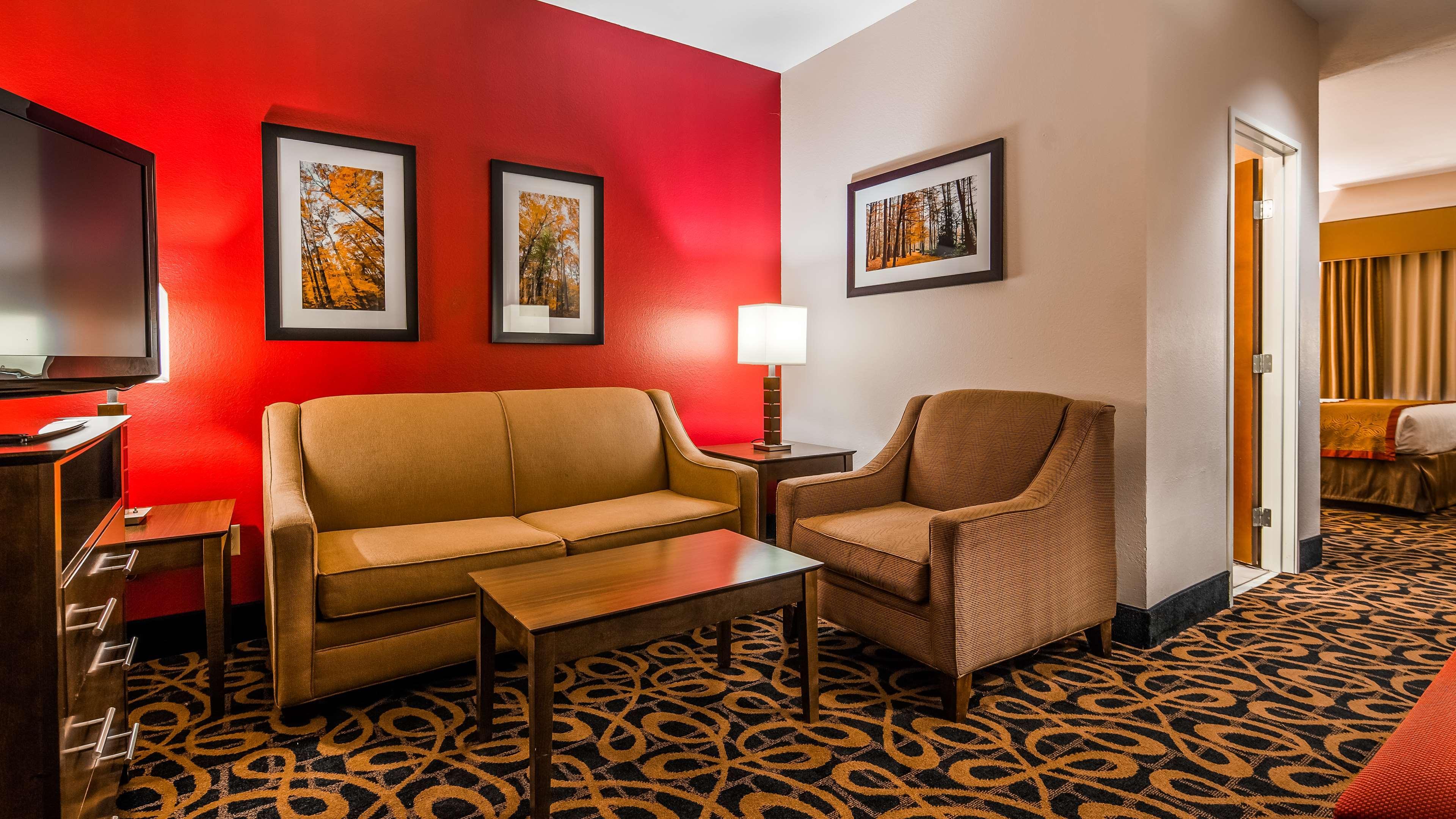 Best Western Plus Brandywine Inn & Suites Монтиселло Экстерьер фото
